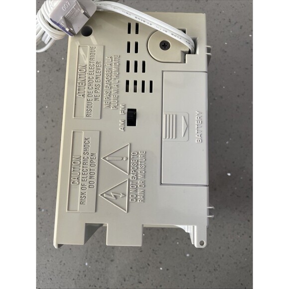 Vintage P'Jammer Alarm Clock Radio GE 7-4607WHA Tested & Working! - Picture 10 of 11